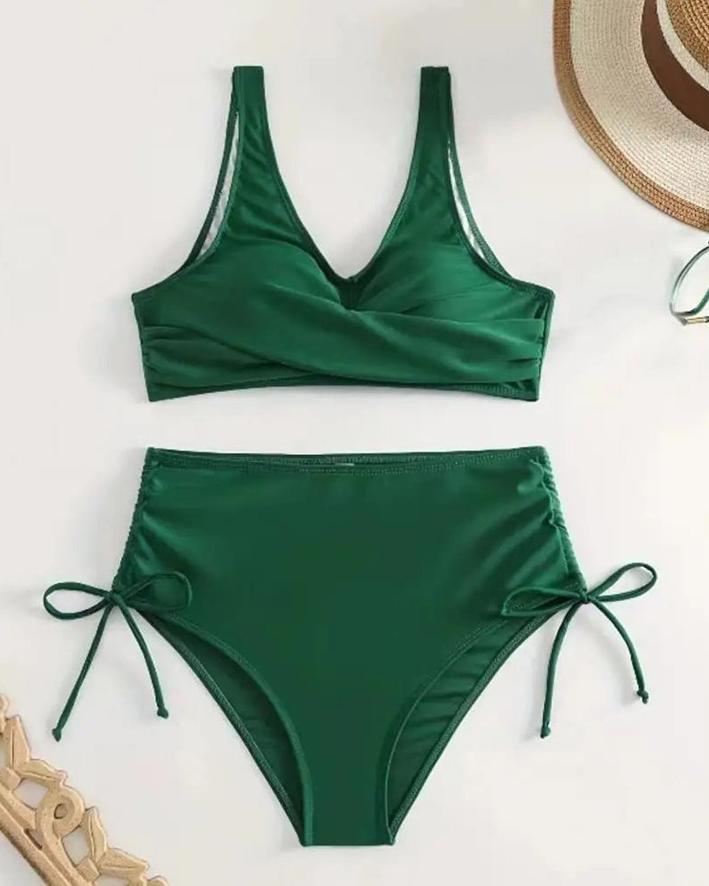 Brielle™ | Tummy-Shaping Bikini Set with a Stylish V-Neck